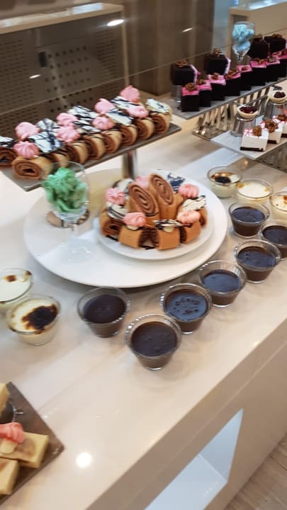 Gastro The Sense Deluxe Hotel