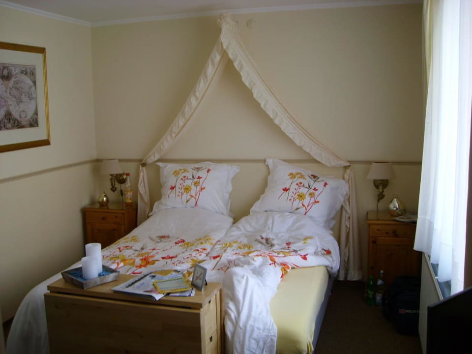 Bett Pension Sixtysix