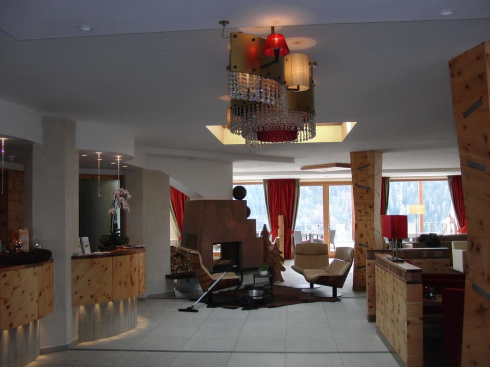 Rezeption und Lobbybereich Bella Vista Hotel Emma