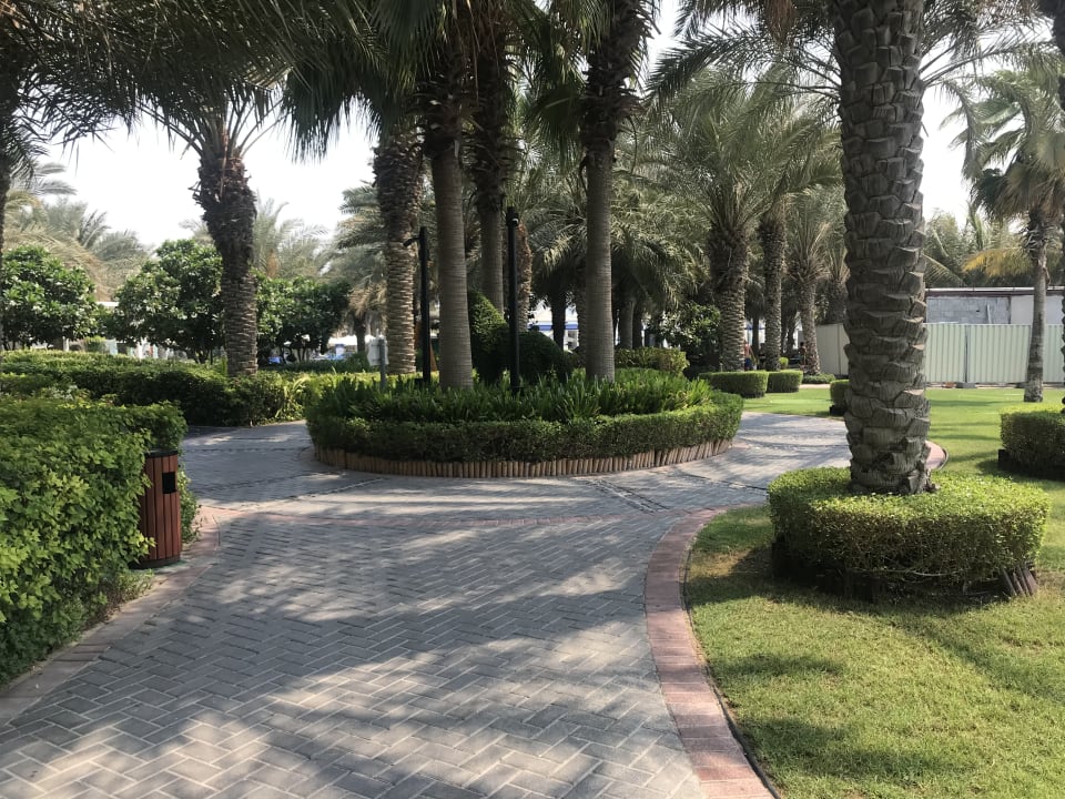 Gartenanlage Rixos The Palm Hotel & Suites