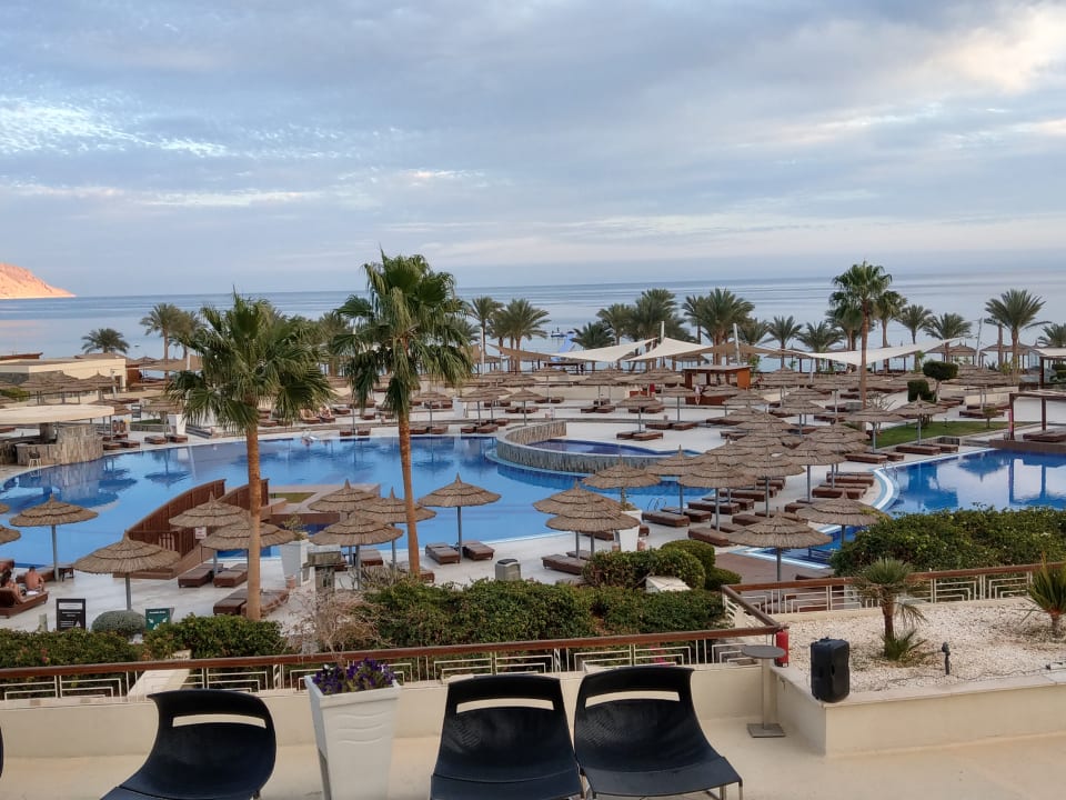Pool Rixos Bab Al Bahr