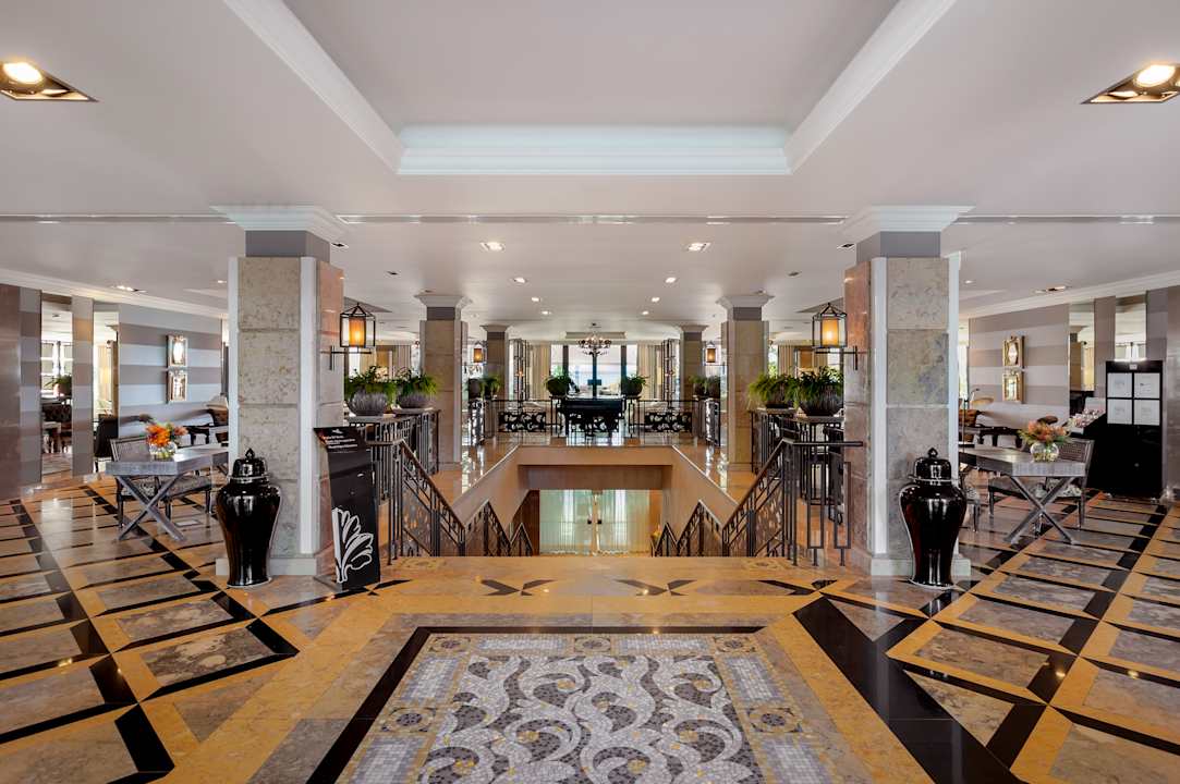 Lobby Grande Real Villa Italia