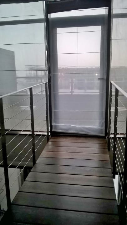 Brücke vom Schlafbereich zur Terrasse  Marine & Ultra Marine