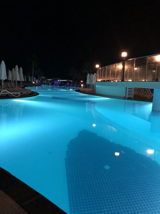 Pool Kirman Belazur Resort & Spa