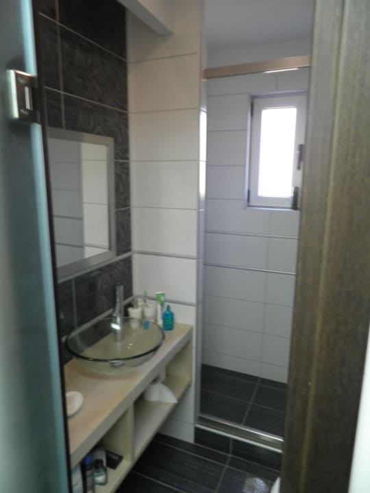 Bad Hotel Kakkos Bay