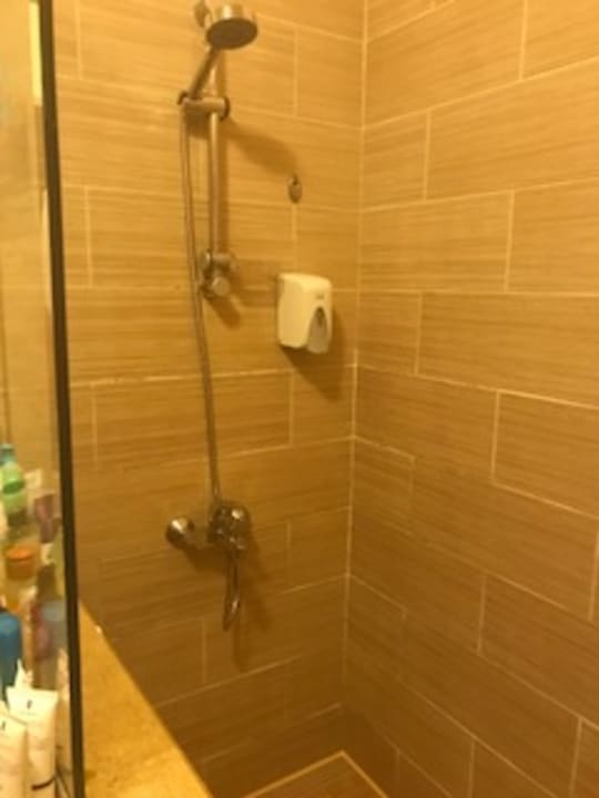 Zimmer Jaz Dar EL Madina