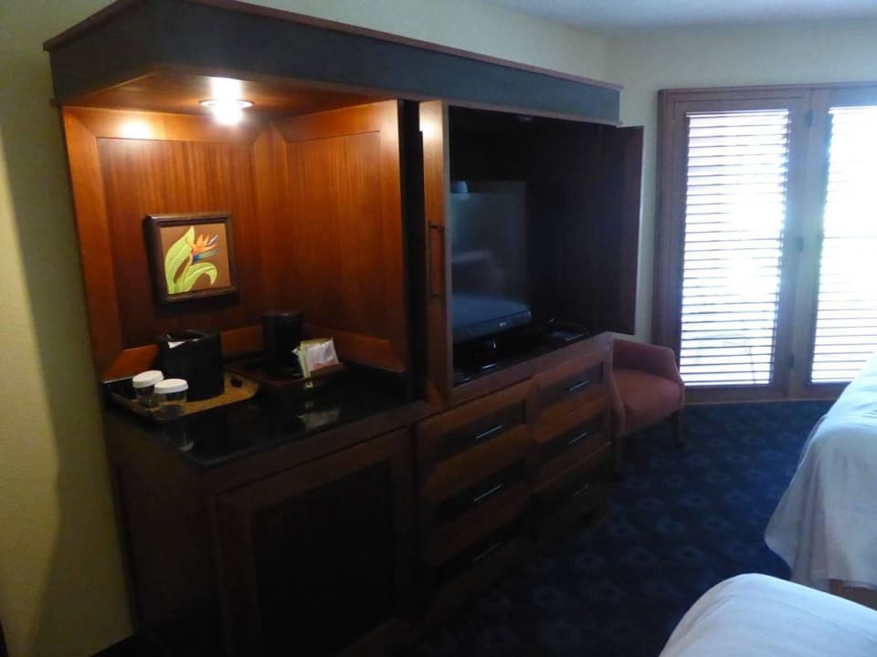 Widok z łóżka  Hotel Courtyard by Marriott Kauai at Coconut Beach