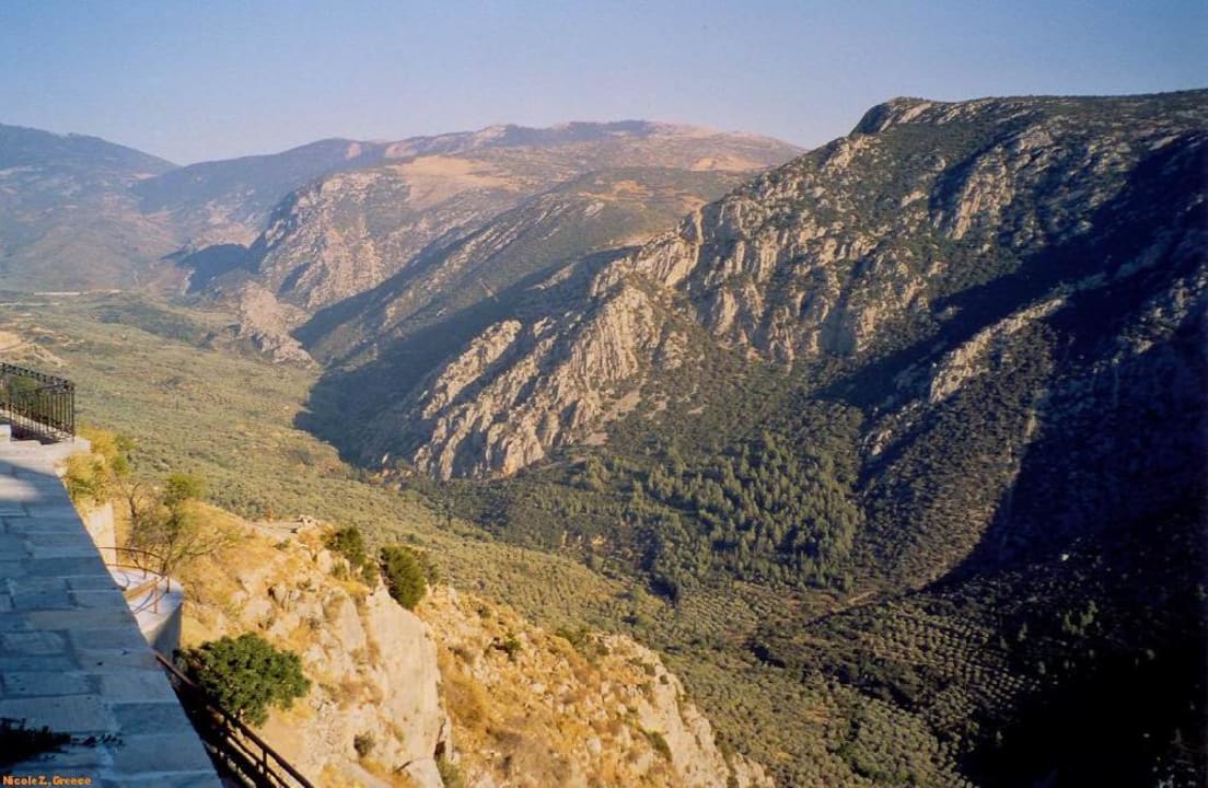 Delfi, Hotel Xenia, so schaut man beim Frühstück in die Berg Hotel Xenia