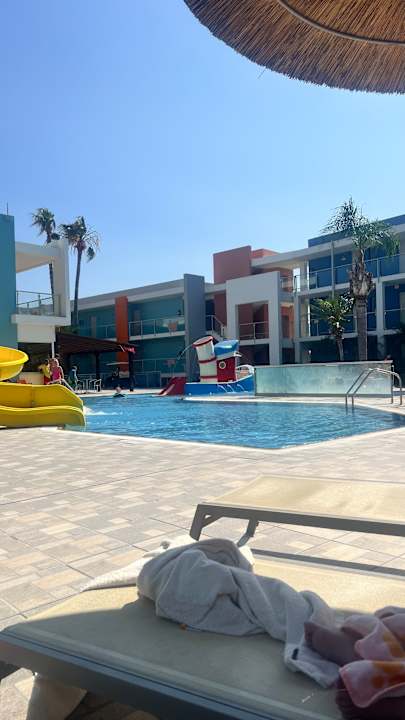 Pool Blue Lagoon Resort