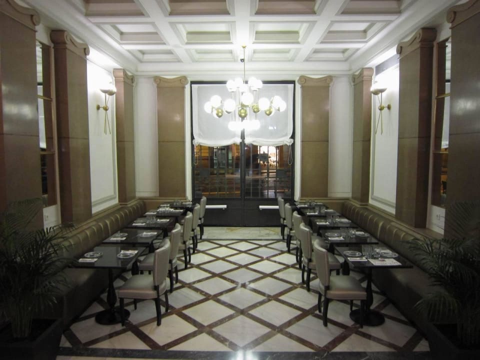 Restaurant Vincci The Mint