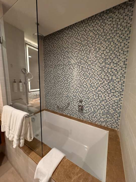 Zimmer Swissotel Al Ghurair Dubai