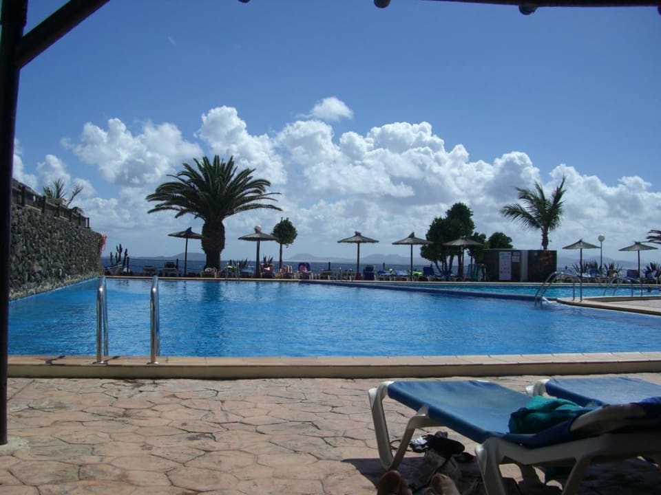 Pool SBH Hotel Royal Monica