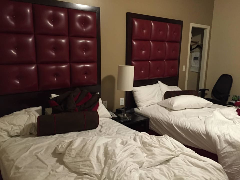 Zwei Queensizebetten für 4 Personen Hotel Belleclaire