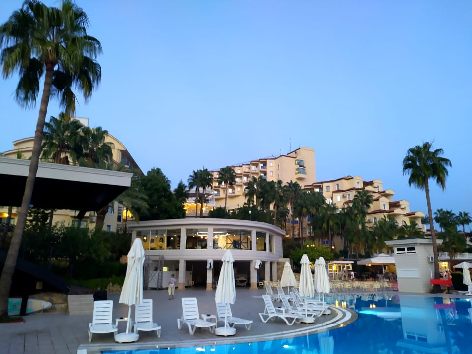 Pool Iz Flower Side Beach Hotel