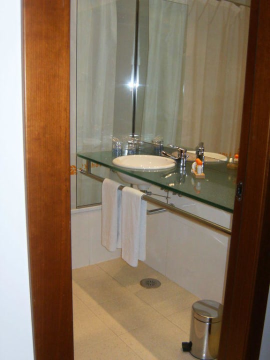 Badezimmer Hotel Four Points by Sheraton Barcelona Diagonal