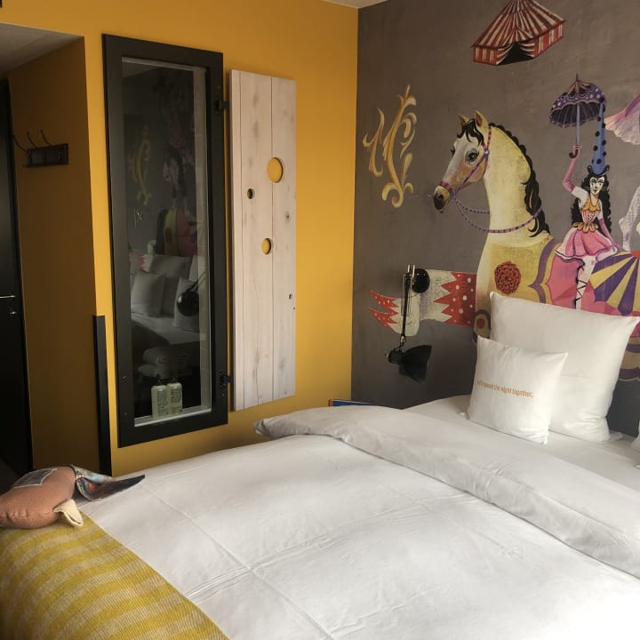 Zimmer 25hours Hotel Wien beim MuseumsQuartier