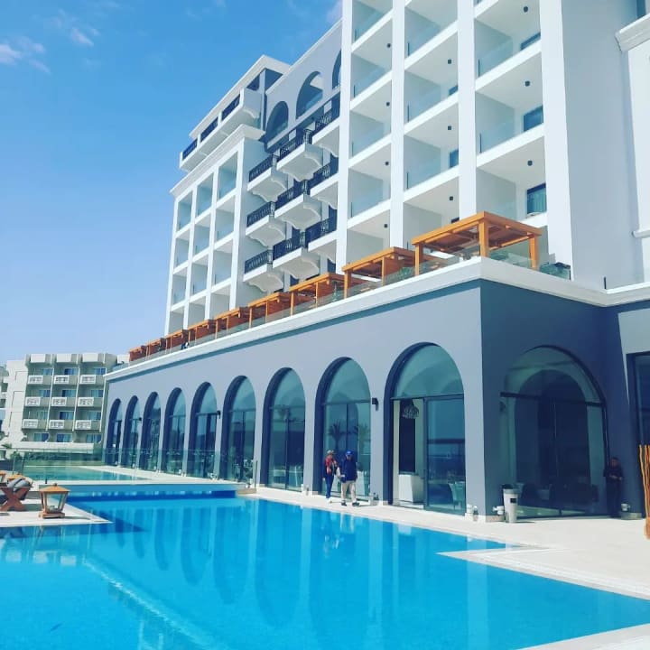 Pool Mitsis Selection Alila