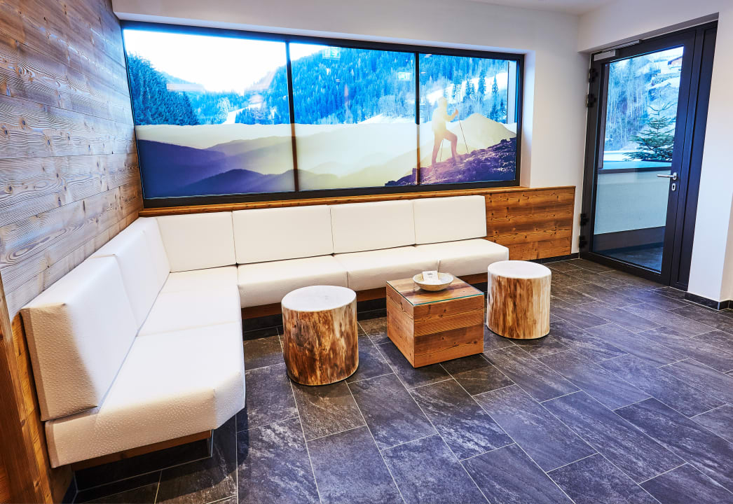 Pool Hotel Wagrainerhof