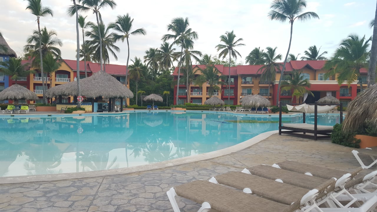 Pool Punta Cana Princess All Suites Resort & Spa