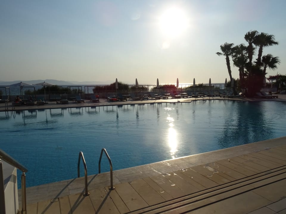 Pool TUI BLUE Oceanis Beach and Spa Resort