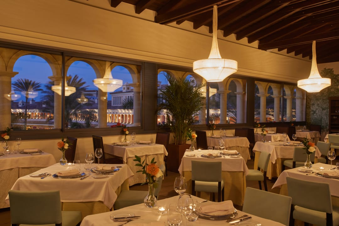 Gastro Secrets Bahia Real Resort & SPA