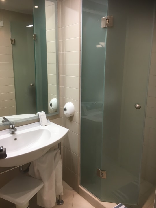 Zimmer Bio Suites Hotel