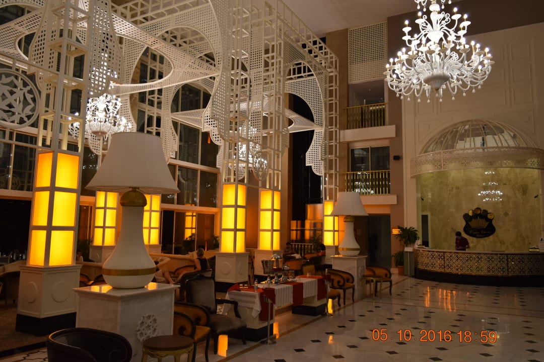 Schön eingerichtet Well Palace Side