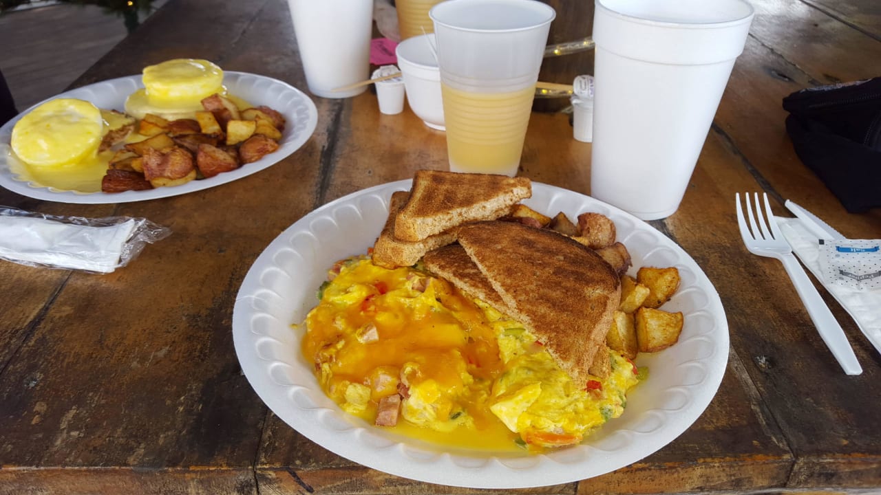 Frühstück Hotel Outrigger Beach Resort