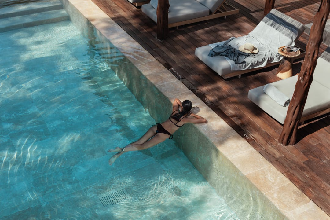 Pool OKU Ibiza
