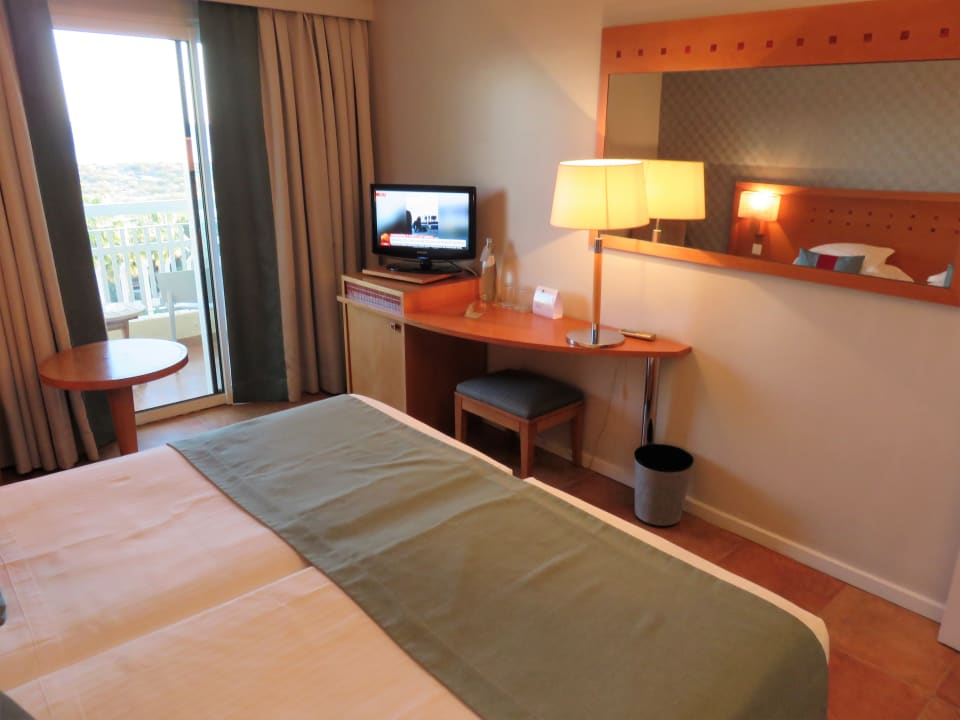 Standard Doppelzimmer #403 Ozadi Altura Beach Resort