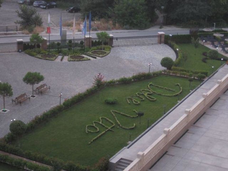 Schön gestaltete Gartenanlage SH Dolce Vita