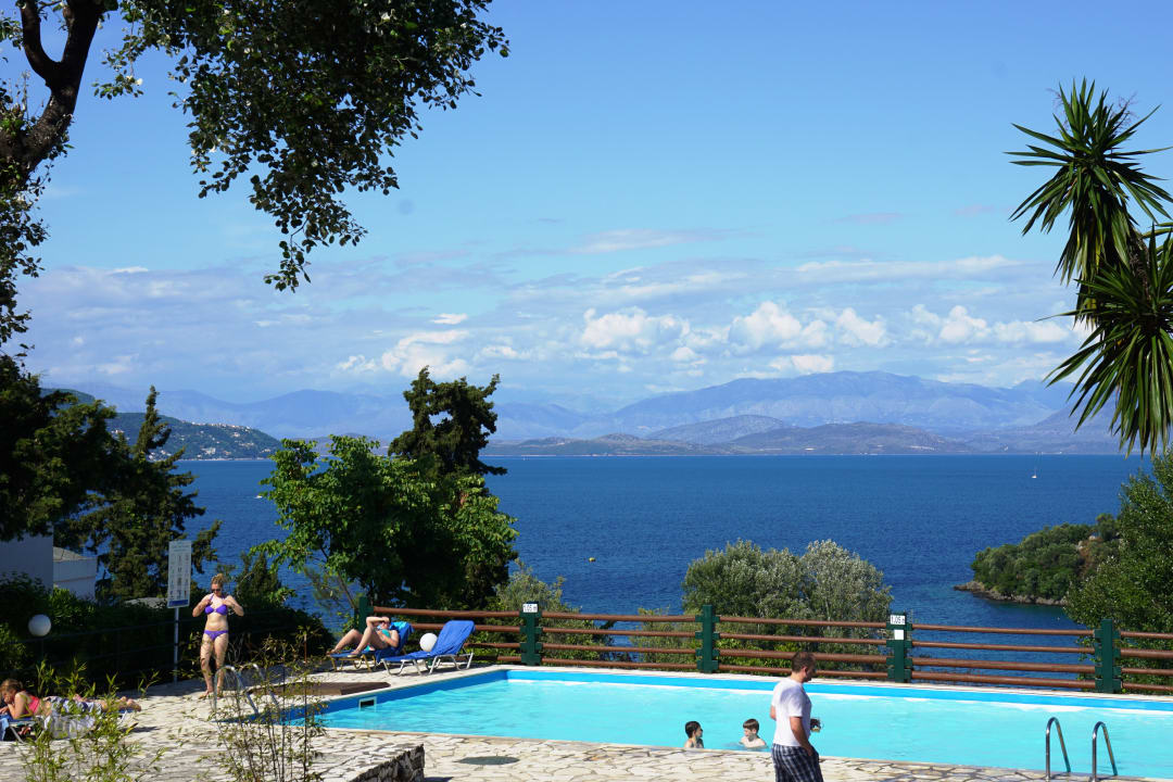 Ausblick Grecotel LUXME Daphnila Bay
