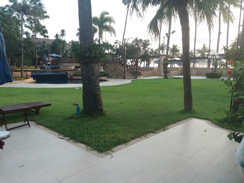 Gartenanlage Hotel Jomtien Palm Beach