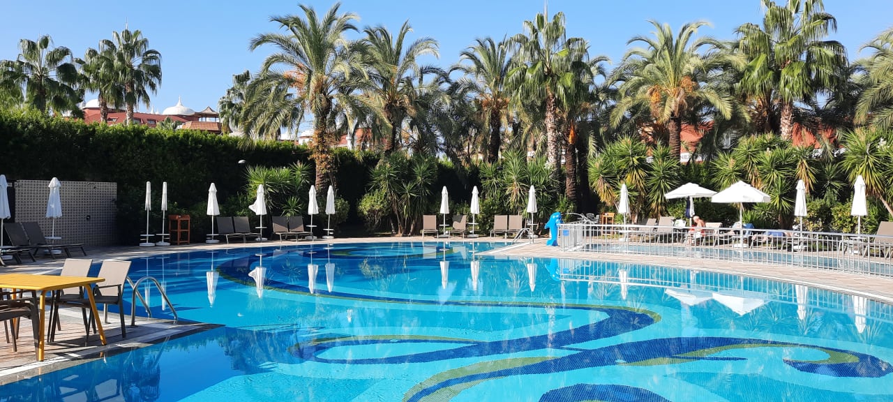 Pool Calimera Hane Garden
