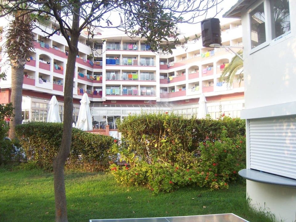 Das Hotel von der Gartenseite aus Seher Kumköy Star Resort & Spa