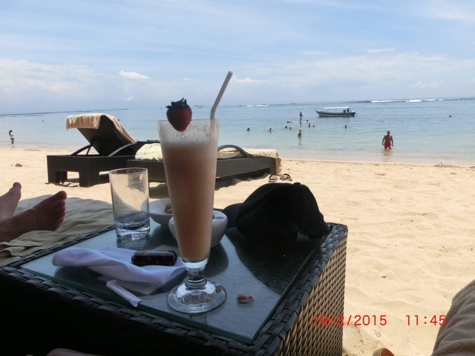 Cocktail am Strand The Laguna A Luxury Collection Resort & Spa