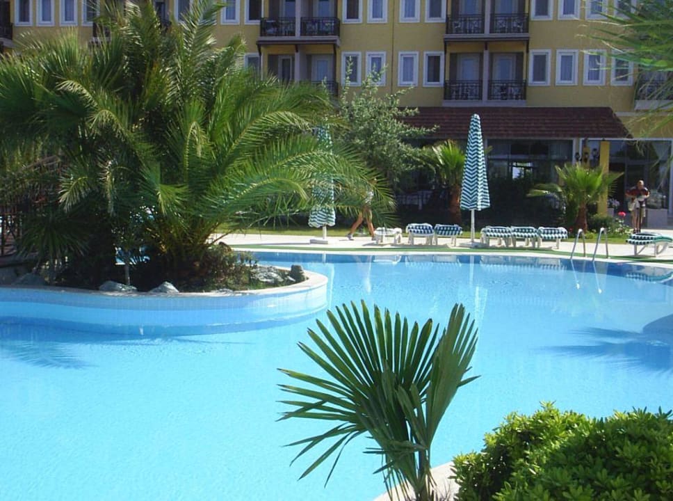 Poolanlage Club Yali Hotels & Resort