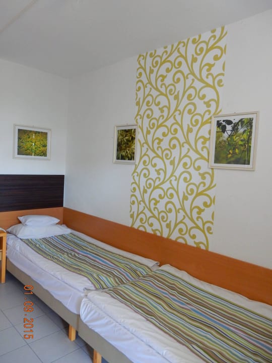 Bett hintereinander Danubius Hotel Marina