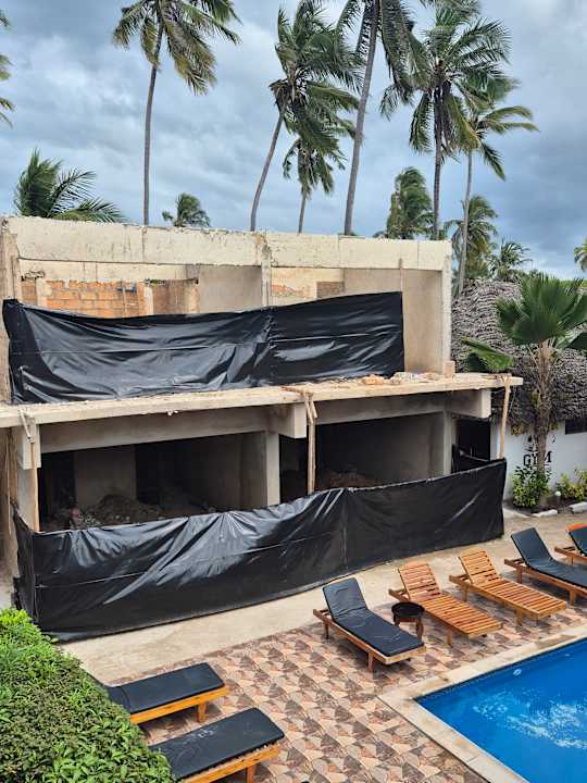 Pool Isla Bonita Zanzibar Beach Resort