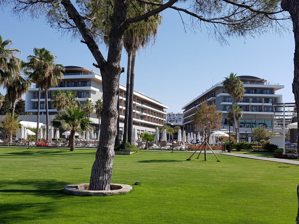 Außenansicht Acanthus Cennet Barut Collection
