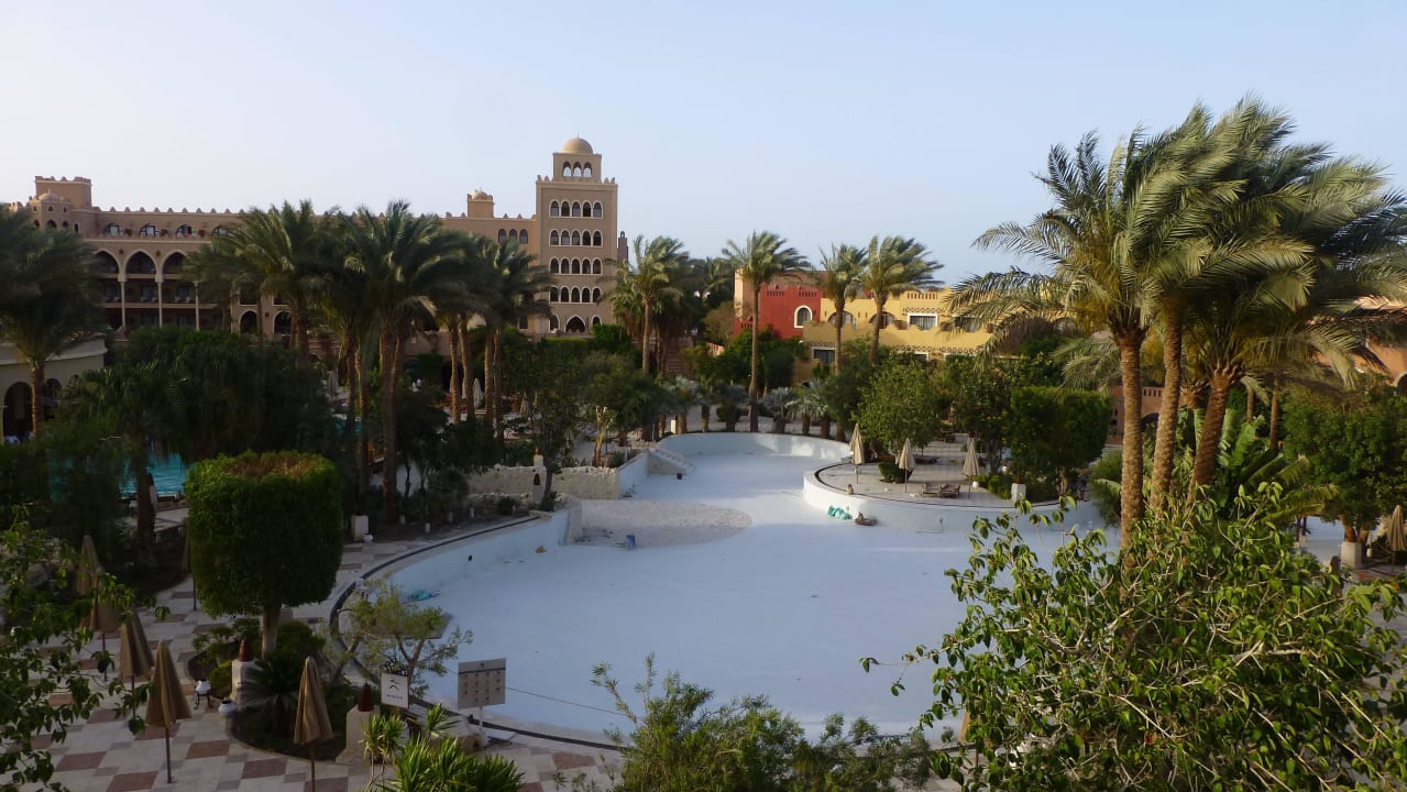 Dieser Pool wurde neu gefliest Makadi Palace