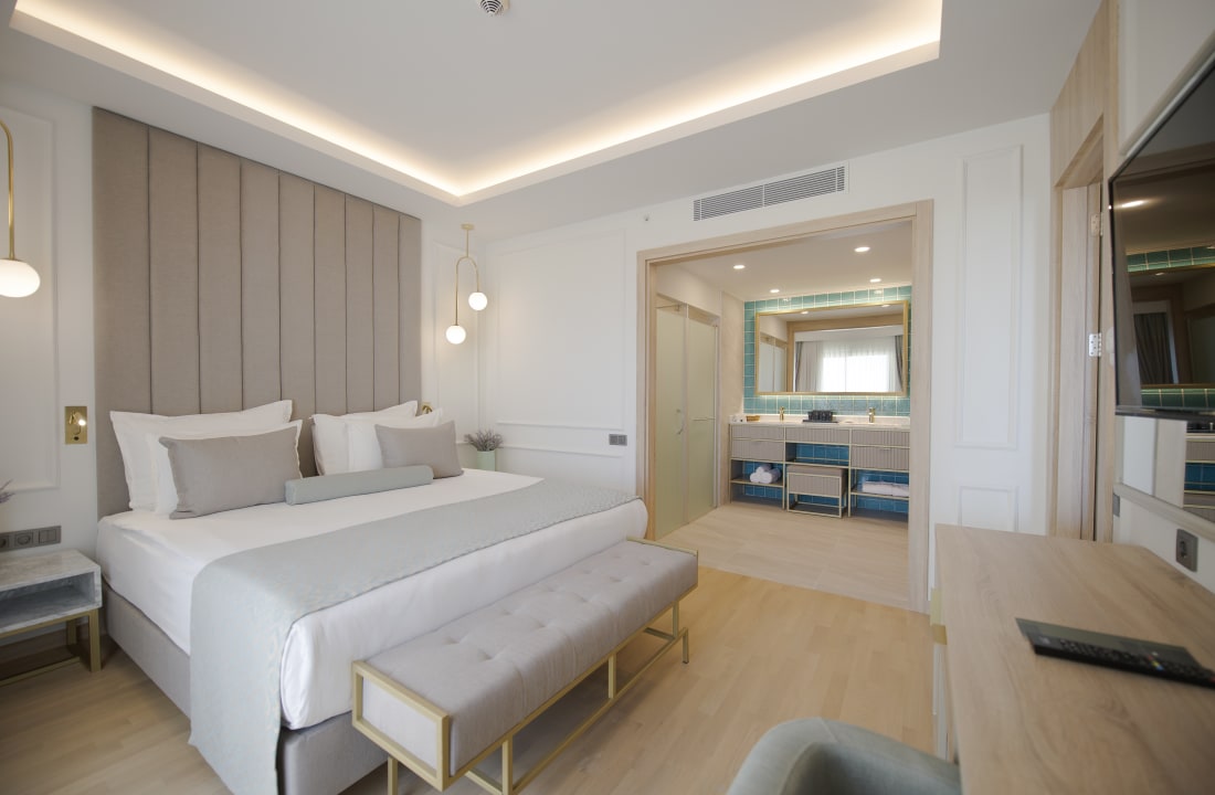 Zimmer Miramare Queen Hotel