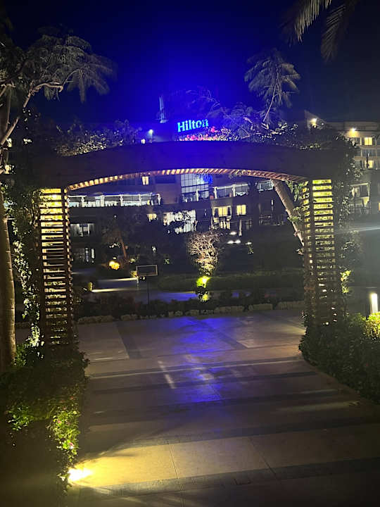 Außenansicht Hilton Hurghada Plaza