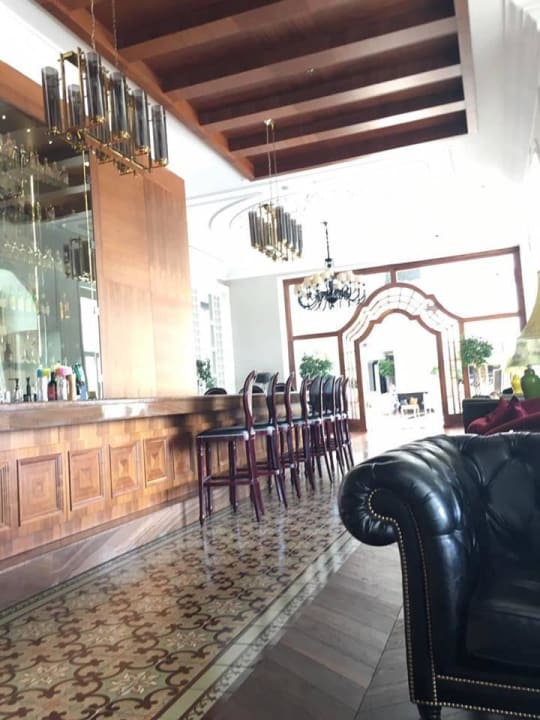 Lobbybar Rubi Platinum Spa Resort & Suites