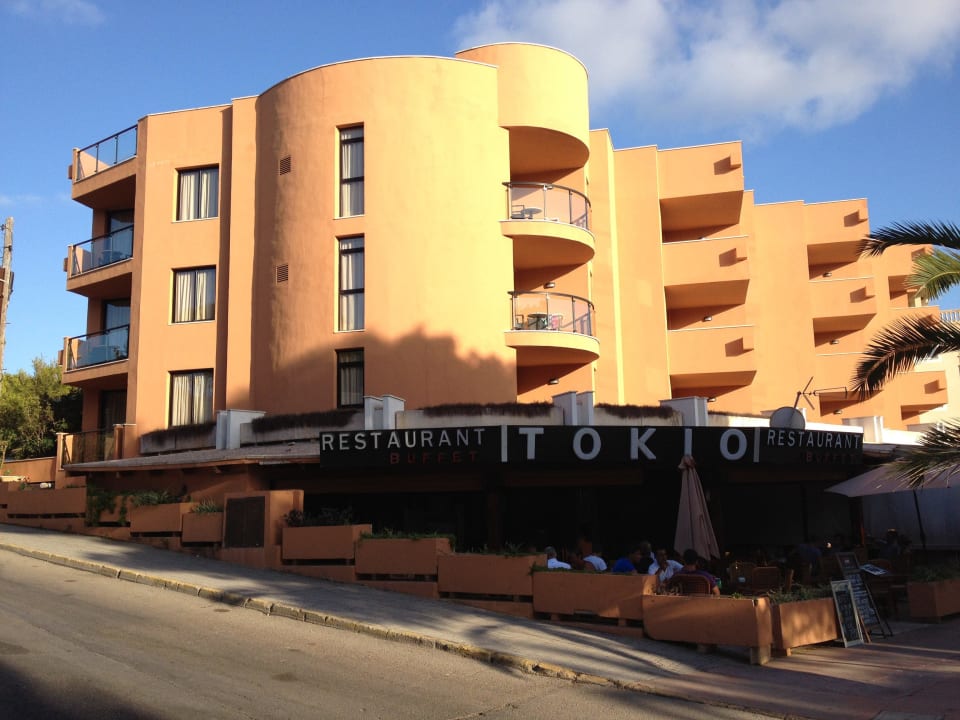 Jazmin von außen (Sushi-Bar unterhalb) Hotel Jazmin