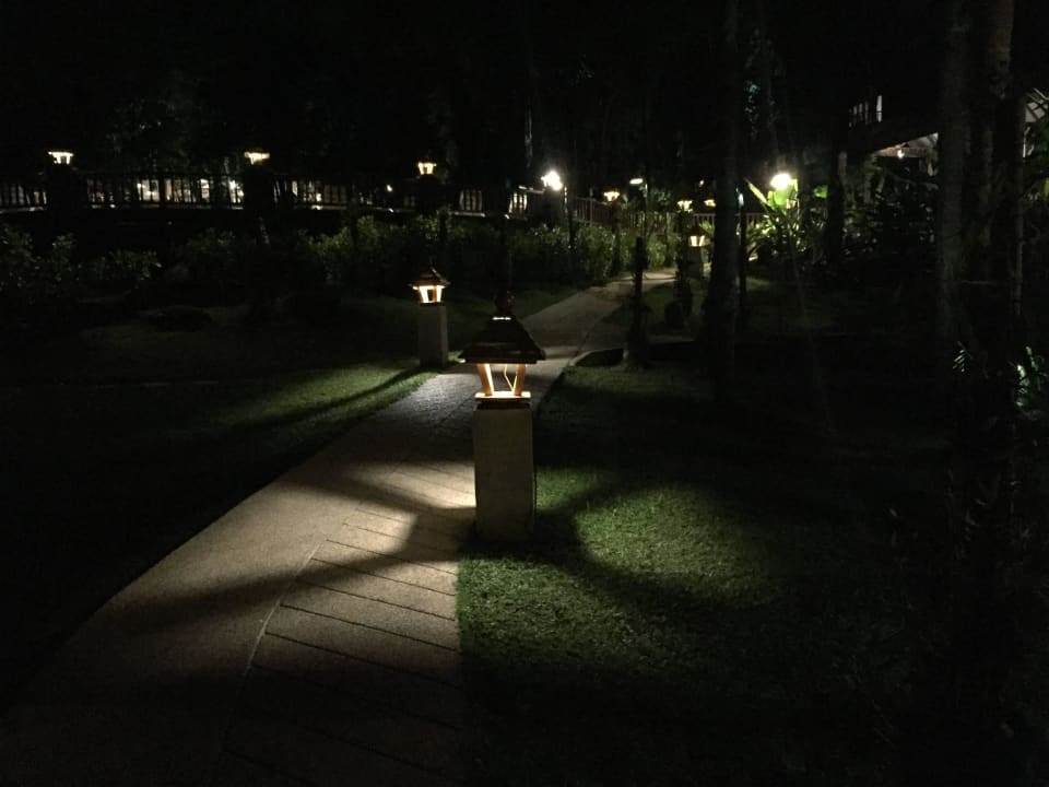 Im Dunkeln Khao Lak Merlin Resort
