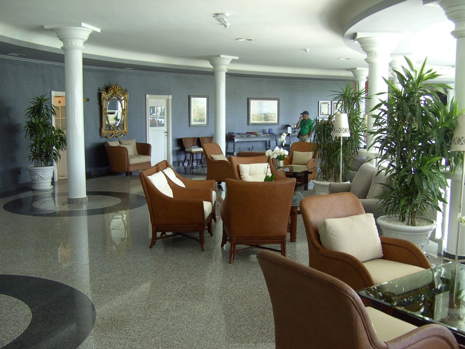 Und hier von der Gegenüber liegenden Seite Adrián Hoteles Colón Guanahaní - Adults only