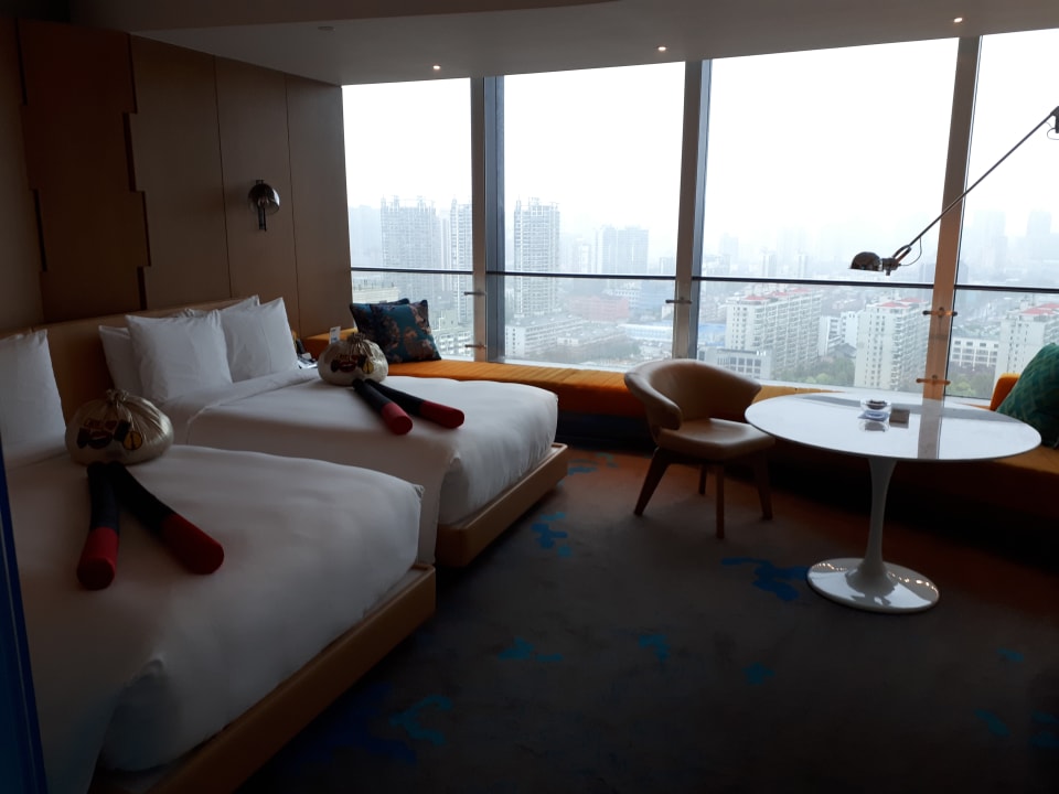 Zimmer W Shanghai - The Bund