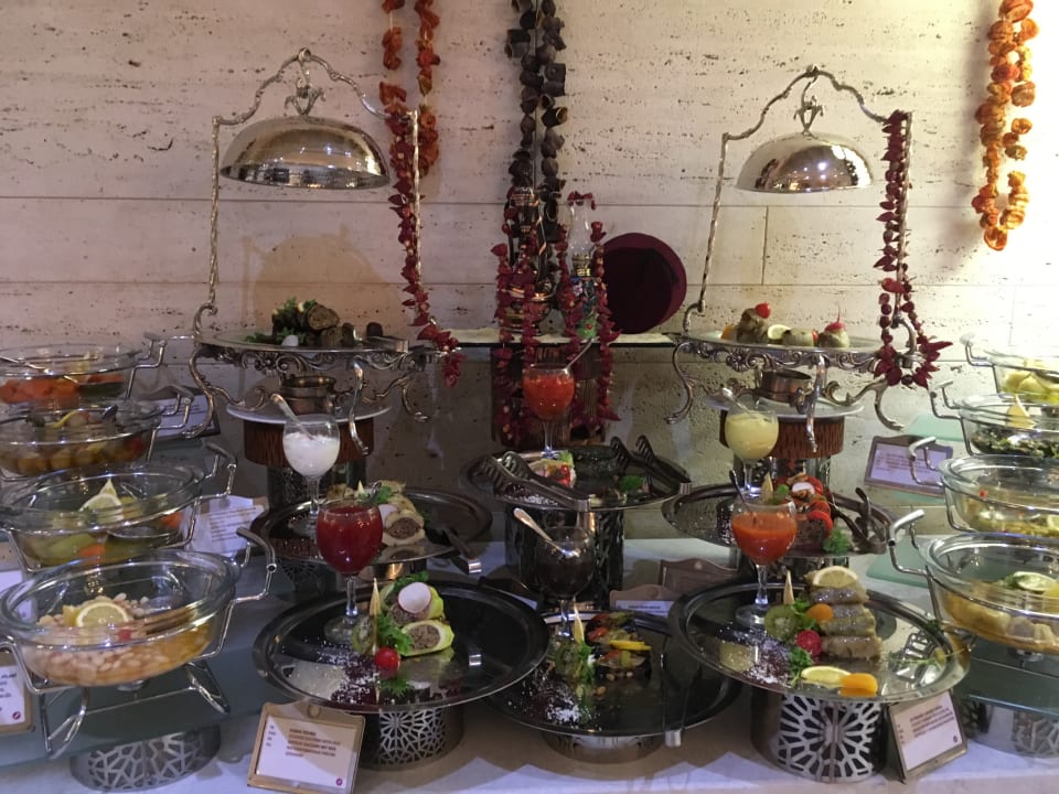 Gastro Acanthus Cennet Barut Collection