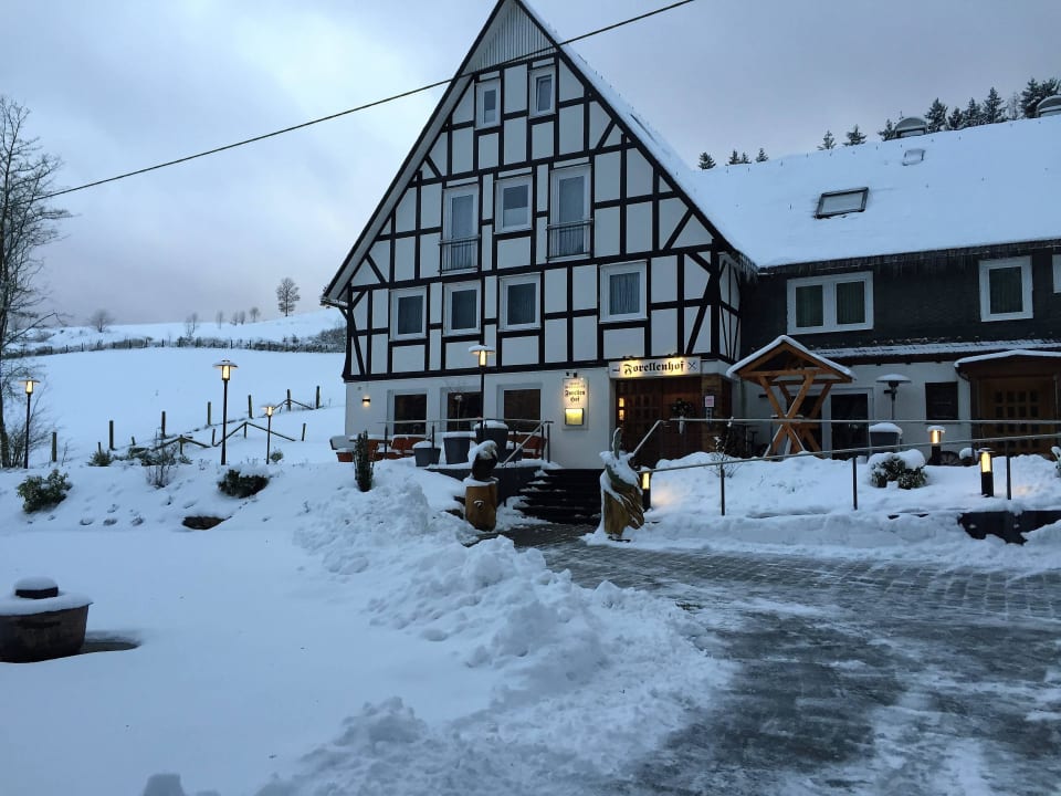 Außenansicht Hotel Forellenhof